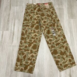 Levi’s men’s camo 30x30 XX Cargo Baggy Pants